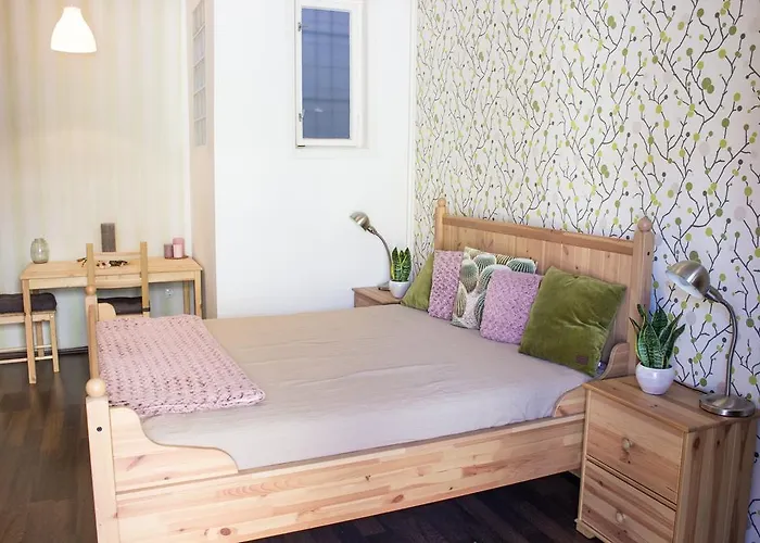 At Parliament Apartament *