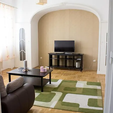 At Parliament Διαμέρισμα *